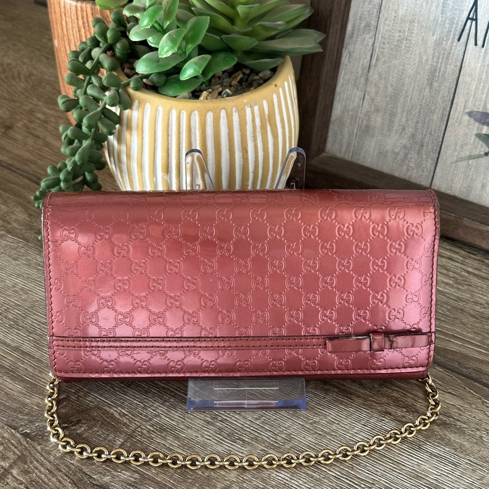 Gucci Metallic Pink Micro Guccissima Patent Leather Wallet on Chain